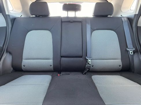Used 2019 Hyundai Kona SE FWD image 22