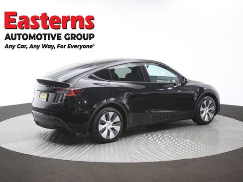 Used 2021 Tesla Model Y Long Range AWD/4WD image 36