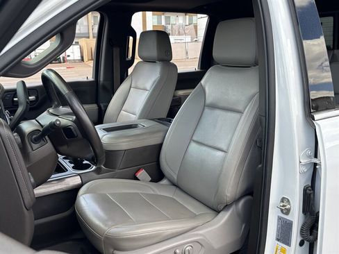 Used 2022 Chevrolet Silverado 2500 LTZ w/ LTZ Plus Package AWD/4WD image 11