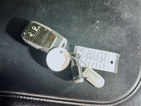 Used 2021 RAM 2500 Big Horn image 36