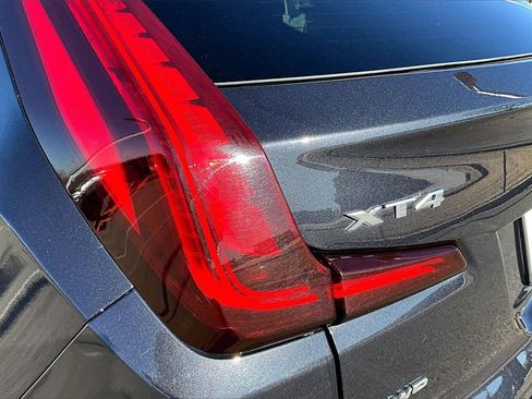 Used 2023 Cadillac XT4 Premium Luxury image 32