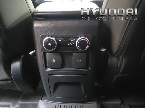 Used 2022 Ford Explorer XLT w/ Class IV Trailer Tow Package image 17