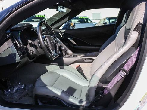 Used 2017 Chevrolet Corvette Grand Sport w/ Grand Sport Heritage Package image 17