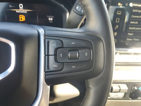 Used 2025 GMC Sierra 1500 SLT image 21