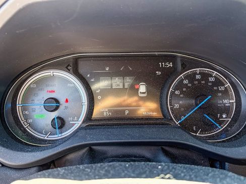 Used 2021 Toyota Venza Limited w/ Carpet Mat Package (TMS) image 10