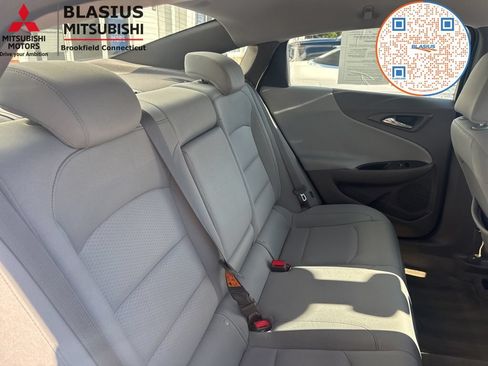 Used 2018 Chevrolet Malibu Hybrid FWD image 35