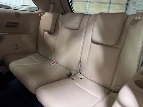 Used 2015 Toyota Highlander Limited Platinum AWD/4WD image 17