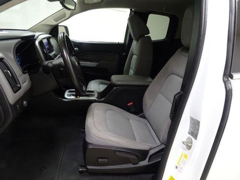 Used 2020 Chevrolet Colorado LT w/ Safety Package RWD image 21