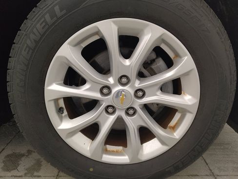 Used 2019 Chevrolet Equinox LS w/ LS Convenience Package FWD image 31