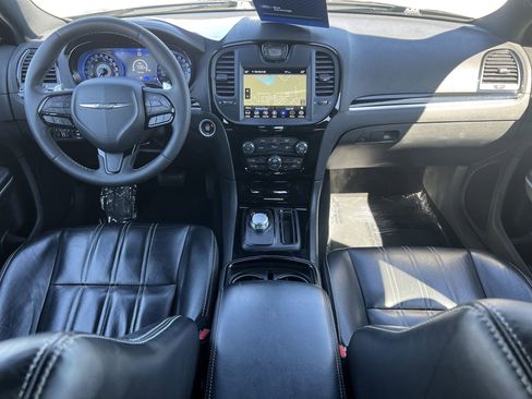 Used 2023 Chrysler 300 S image 5
