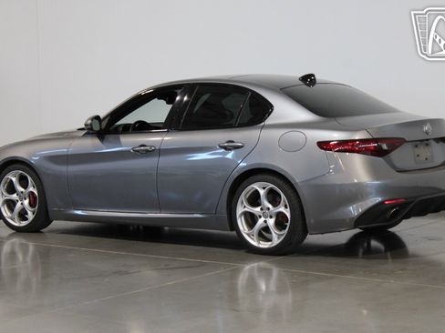 Used 2020 Alfa Romeo Giulia Ti Sport image 26