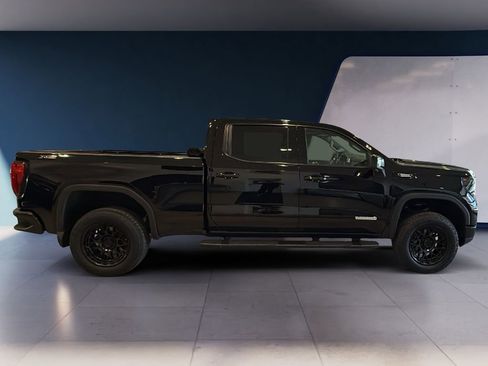 Used 2024 GMC Sierra 1500 Elevation w/ Elevation Premium Package AWD/4WD image 8