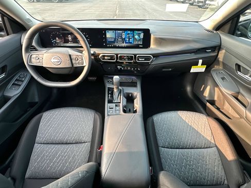 New 2026 Nissan Sentra SV w/ SV Convenience Package FWD image 28