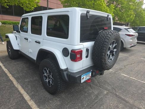 Used 2022 Jeep Wrangler Unlimited Rubicon w/ LED Lighting Group AWD/4WD image 5