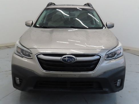 Used 2020 Subaru Outback Limited AWD/4WD image 8