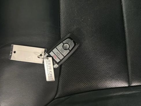 Used 2020 Ford Explorer Limited AWD/4WD image 30