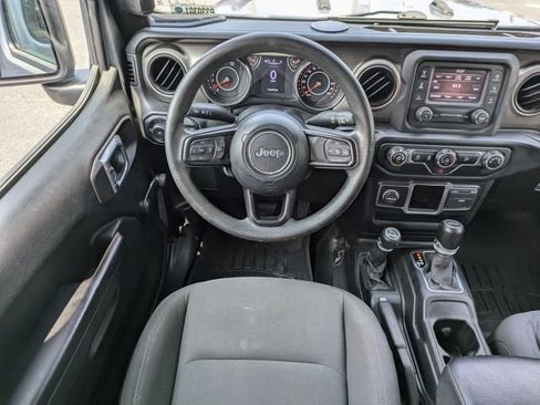 Used 2020 Jeep Wrangler Unlimited Sport AWD/4WD image 17