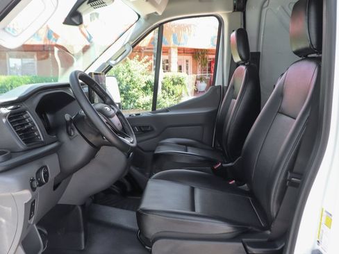 Used 2026 Ford Transit 250 148 Medium Roof RWD image 21