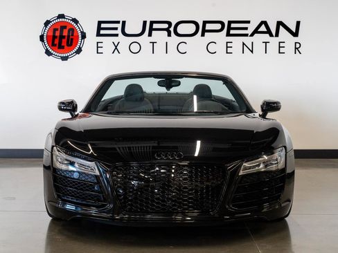 Used 2015 Audi R8 V10 w/ Full Leather Package image 32