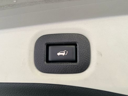 Used 2020 Nissan Rogue SL AWD/4WD image 46