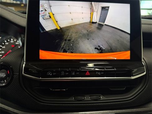 New 2026 Jeep Compass Limited image 15