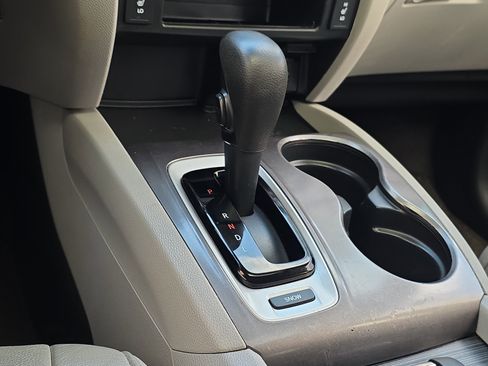 Used 2016 Honda Pilot EX-L image 27