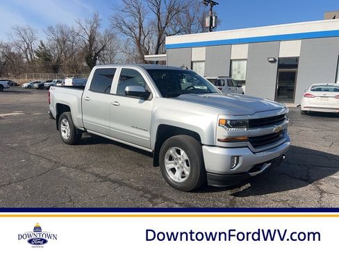 Used 2018 Chevrolet Silverado 1500 LT w/ LT Plus Package image 1