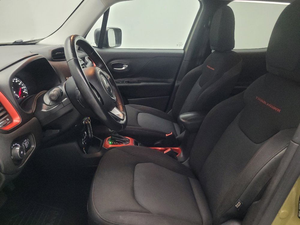 Used 2015 Jeep Renegade Trailhawk w/ Cold Weather Group AWD/4WD image 17