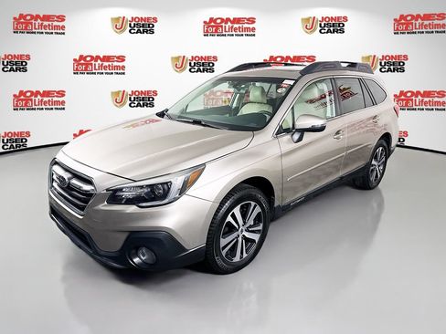 Used 2019 Subaru Outback 2.5i Limited AWD/4WD image 15