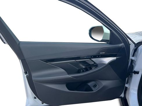 Used 2026 BMW 530i xDrive image 19