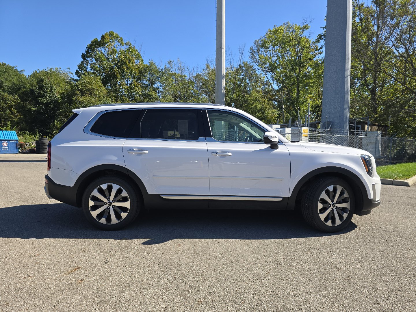 Used 2022 Kia Telluride S AWD/4WD image 18