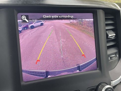 Used 2019 RAM 1500 Big Horn image 16