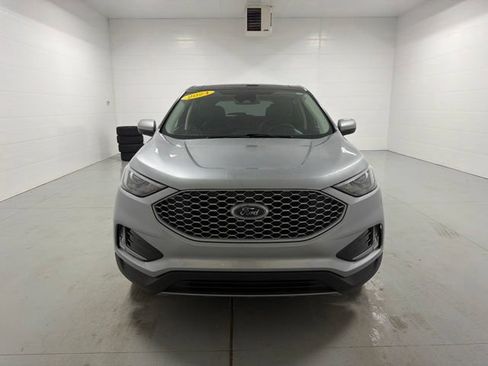 Used 2024 Ford Edge SEL w/ Convenience Package AWD/4WD image 2