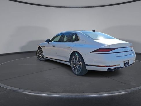 Used 2025 Genesis G90 3.5T image 22