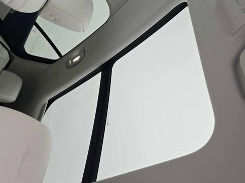 New 2026 Buick Envision Avenir image 9