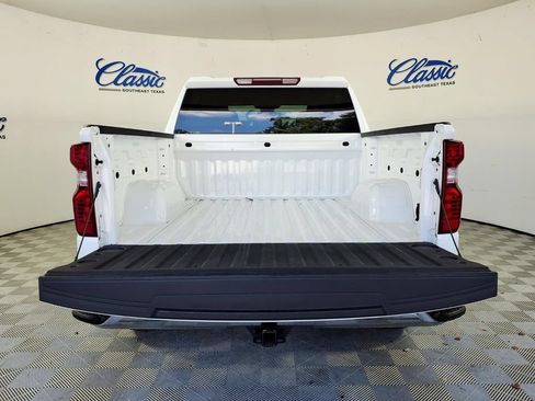 Used 2025 Chevrolet Silverado 1500 LT RWD image 5