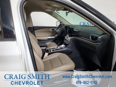 Used 2022 Ford Explorer XLT w/ Equipment Group 202A image 38