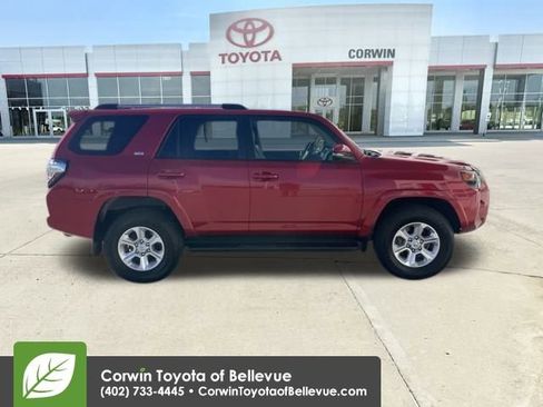 Certified 2024 Toyota 4Runner SR5 Premium image 6