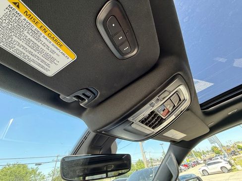 Used 2025 RAM 1500 Laramie w/ Sport Appearance Package AWD/4WD image 25