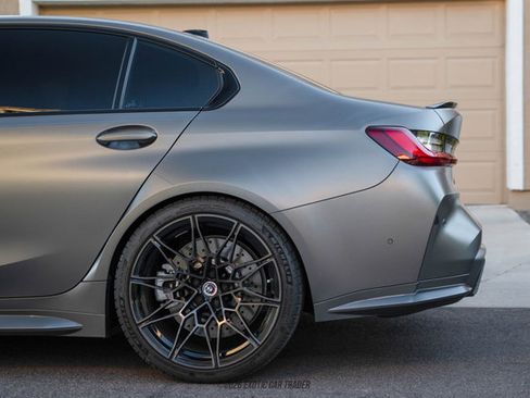 Used 2022 BMW M3 Competition w/ M Carbon Exterior Package AWD/4WD image 5