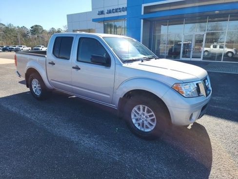 Used 2021 Nissan Frontier SV image 5