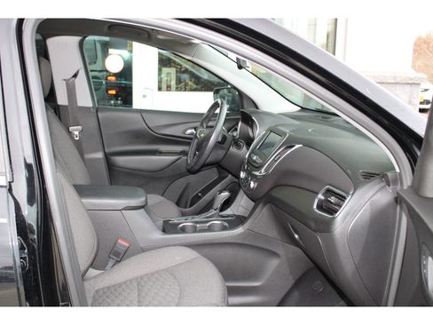 Used 2021 Chevrolet Equinox LT image 14