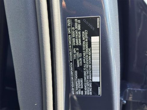 Used 2026 Volvo XC90 T8 Plus w/ Protection Package Premier image 16