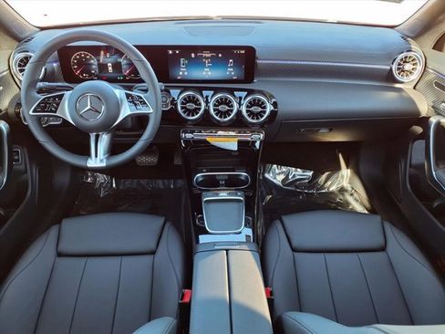 New 2026 Mercedes-Benz CLA 250 image 4