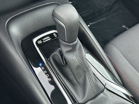 Certified 2025 Toyota Corolla SE image 19