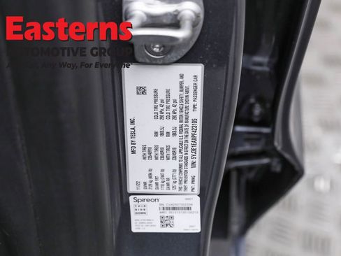 Used 2023 Tesla Model 3 Standard Range image 32