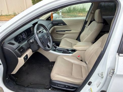 Used 2015 Honda Accord EX-L image 17