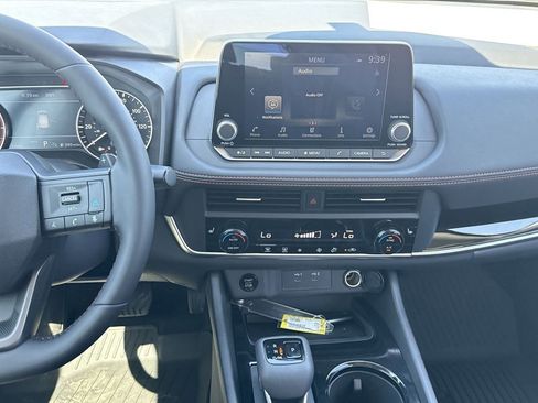 New 2026 Nissan Rogue Rock Creek image 13