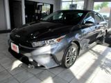 Used 2024 Kia Forte LXS w/ LXS Technology Package image 3