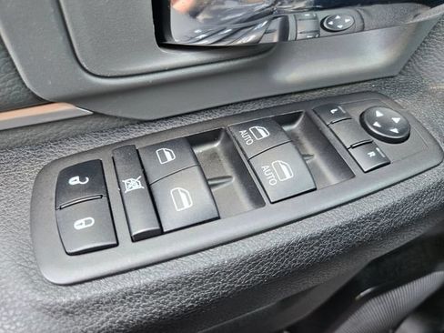 Used 2023 RAM 1500 Classic SLT w/ Trailer & Traction Group AWD/4WD image 40